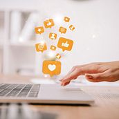 Mi Proyecto del curso: Manejo de redes sociales para tienda de Autorepuestos. Un proyecto de Marketing para Facebook de Andrea Varela - 13.10.2020