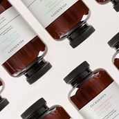 Aromatherapy range. Br, ing e Identidade, Design gráfico, e Packaging projeto de Jo Shackleton - 10.10.2020