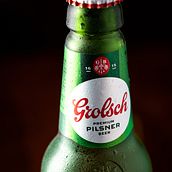 Cerveza Grolsch: técnicas de fotografía gastronómica publicitaria. . Studio Photograph project by Maxi Nadjar - 07.05.2020