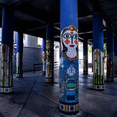 "La Santa Estación" https://lasantaestacion.com/. Un proyecto de Arte urbano de Nevenka Pavic - 08.10.2020