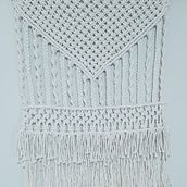Mi Proyecto del curso: Introducción al macramé: creación de un tapiz decorativo. Een project van Macramé van rochi_dlp - 24.10.2020