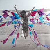 Técnicas de bordado experimental sobre papel. Un proyecto de Bordado, Diseño, Lettering y Fotografía artística de Catalina Moreno Correa - 24.10.2020