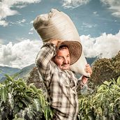 Cafeteros, Juan Valdez. Photograph, Portrait Photograph, Documentar, and Photograph project by Alejandro Osses Saenz - 05.01.2019