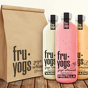 fru·yogs - Brand & Packaging. Direção de arte, Design gráfico, Fotografia, e Packaging projeto de Capra - 09.08.2020