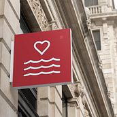 Ocean Heart Group. Br, ing, Identit, Poster Design, Graphic Design, and Logo Design project by Alberto González Olay - 05.07.2020