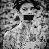 Título : Esclavitud Femenina  . Fotografía by Susana Fernández . . Fotografie portret de susanafb297 - 12.02.2020