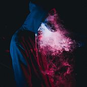 THE IDEA OF VAPING OVER SMOKING THAT STARTED A DECADE AGO. Un progetto di Scrittura di Arkron Fletcher - 04.12.2020