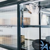 Chök Glories, Barcelona a . Projekt z dziedziny Architektura wnętrz,  Dekoracja wnętrz,  Manager art, st, czn, Projektowanie powierzchni h, low, ch i Projektowanie wnętrz użytkownika Dafni Vogas - 18.12.2020