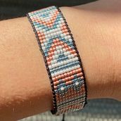 Mi Proyecto del curso: Diseño y creación de joyería con mostacillas. Un proyecto de Diseño de joyas de fersdmm - 21.12.2020