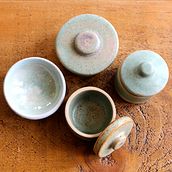 Small lidded jar. Ceramics project by Kate Cooper - 12.29.2020