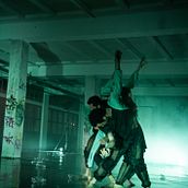 CUSTUMEDESIGN / STAGEDESIGN / SETDESIGN: »Dazwischen das Meer«. Set Design, Character Design, and Costume Design project by Alexander Grüner - 02.21.2020