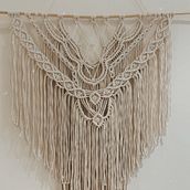 My project in Macramé: Basic and Complex Knots course . % Raluca Falfae tarafından hazırlanan Makrome projesi - 01.20.2021