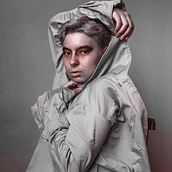 wieder auftauchen Ein Projekt aus dem Bereich Fotografisches Selbstporträt, Fotografische Komposition, Artistische Fotografie, Smartphonefotografie, Modefotografie und Porträtfotografie von jukia - 03.01.2021