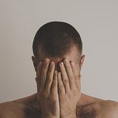 Gloomy self-portraits. Digital Photograph, and Outdoor Photograph project by freetimephoto - 01.06.2021