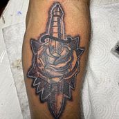 Cover Up, Cuchillo con Tatuaje botánico con puntillismo. Tattoo Design project by Pablo Soto Estrada - 01.13.2021
