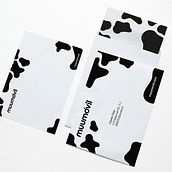 Diseño de marca para accesorios móbil. Br, ing, Identit, Creativit, Art Direction, Logo Design, Graphic Design, T, pograph, and Design project by Monica Farguell Perez - 01.12.2021