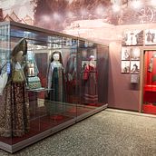 Costume and accessories studies from The Russian Museum of Ethnography. Creativit, Drawing, Gouache Painting, and Realistic Drawing project by Elen - 05.15.2020