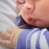 José Emiliano Introducción a la fotografía newborn. Un proyecto de Fotografía de Diana Martínez - 18.01.2021