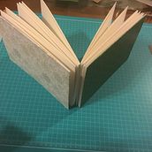 Mi Proyecto del curso: Encuadernación sin pliegues de tu obra gráfica. Primer boceto.. Bookbinding project by Raquel Moreno - 01.24.2021