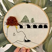 Mi proyecto del curso: Técnicas de bordado para crear peinados con volumen . Un projet de Broderie de Amaya Santiñán González - 25.01.2021