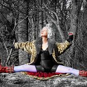 Eloise summoning the sun Gods. Photographic Composition, Photograph, Portrait Photograph, and Self-Portrait Photograph project by Sonja Robson - 01.31.2021