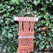 My project in Introduction to Macramé: Creation of a Decorative Tapestry course. Un progetto di Architettura, Artigianato, Creatività, Interior Design, Design, DIY, Fiber Art e Macramè di Francisca Ferreira - 02.02.2021