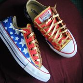 WonderWoman1984. Shoe Design project by Alejandro Roberto Garrido - 02.05.2021