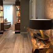 The Bond Condo. Un proyecto de Arquitectura interior, Carpintería, Creatividad, Decoración de interiores, Diseño, Diseño de interiores, Diseño, creación de muebles					, Gestión del diseño e Interiorismo de Lorena Aboado - 08.11.2019