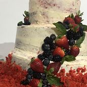 Pastel de boda - Red Velvet (primera vez). Een project van  van Georgia - 29.02.2020