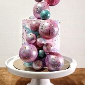 Mi Proyecto del curso: Cake design: técnicas decorativas modernas. Decoration project by Sory Ferreras - 03.01.2021