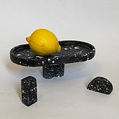Black&White Tray with custommed moulded legs. Arts, Crafts, and Product Design project by kaekaes - 02.10.2021