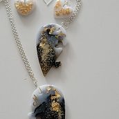 My project in Resin Jewelry Design course. Un projet de Design de bijoux de Eman Kassim - 10.03.2021