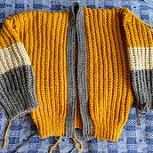 My yellow cardi in Creating Garments Using Crochet course. Een project van Craft y Haken van kate_c - 11.02.2021