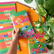 Coleção Bichinho. Product Design, Bookbinding, Paper Craft, and Gouache Painting project by Amanda Kistemann Eltz - 02.11.2021