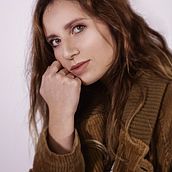 Mi Proyecto del curso: Retoque fotográfico de moda y belleza con Photoshop. Un proyecto de Fotografía de moda de Irene Rodriguez Lampre - 18.02.2021