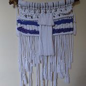 Mi Proyecto del curso: Introducción al macramé: creación de un tapiz decorativo. Un proyecto de Macramé de Mónica Naccari - 05.03.2021