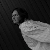 ROBERTA. Un proyecto de e-commerce, Fotografía, Fotografía artística, Fotografía de moda, Fotografía de retrato y Fotografía publicitaria de Adrián Jul Cruz - 10.02.2021