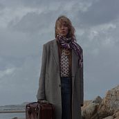 LAURA. Un proyecto de e-commerce, Fotografía de moda y Fotografía publicitaria de Adrián Jul Cruz - 01.10.2020