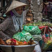 Elas pelo Mekong - o rio da mãe água. Portrait Photograph project by Monique Figueira - 09.09.2019