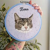 Retrato bordado gato. Embroider project by Milisen Retamal - 03.11.2021