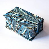 Cajas clamshell . Product Design, and Bookbinding project by Lía Godoy Fuster - 09.01.2020