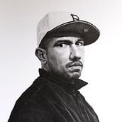 Mi Proyecto del curso: Retrato realista con lápiz de grafito. Fine Arts project by Daniel Martínez - 03.12.2021
