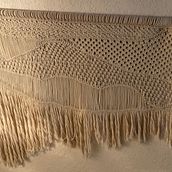 Macramé decorativo . Macramé project by Macarena Gillet Infante - 04.05.2021