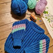 Cardigan talla 2. Crochet project by Sandra Crochet - 04.12.2021