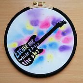 Jimi Hendrix-inspired embroidery with watercolor. Embroider, and Watercolor Painting project by Dunja - 02.14.2021