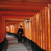 JAPAN. Un progetto di Fotografia, Fotografia analogica, Fotografia artistica e Fotografia documentaria di Alan Balzac - 06.04.2021