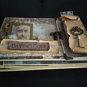 DA VINCI CODE - Inspirador álbum de scrapbooking para tus fotos y recuerdos más especiales. Projekt z dziedziny Kreat i wność użytkownika Olga Bodega - 08.04.2021