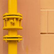 Yellow is my answer to all doubts. Un progetto di Fotografia architettonica, Fotografia all'aperto e Fotografia di Catherine Kozhevnkova - 09.04.2021