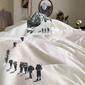 Mount Ebedest. Un progetto di Collage di Diego Wamba - 17.04.2020