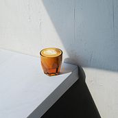 My project in Product Photography with Direct Sunlight course. Digital Photograph, and Photographic Lighting project by Afrah Salem - 04.12.2021